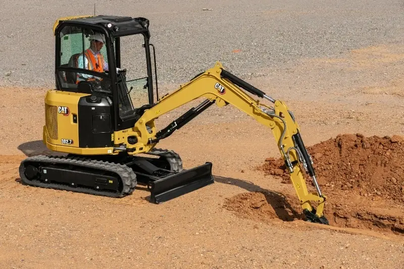 Мініекскаватор CAT 302.7